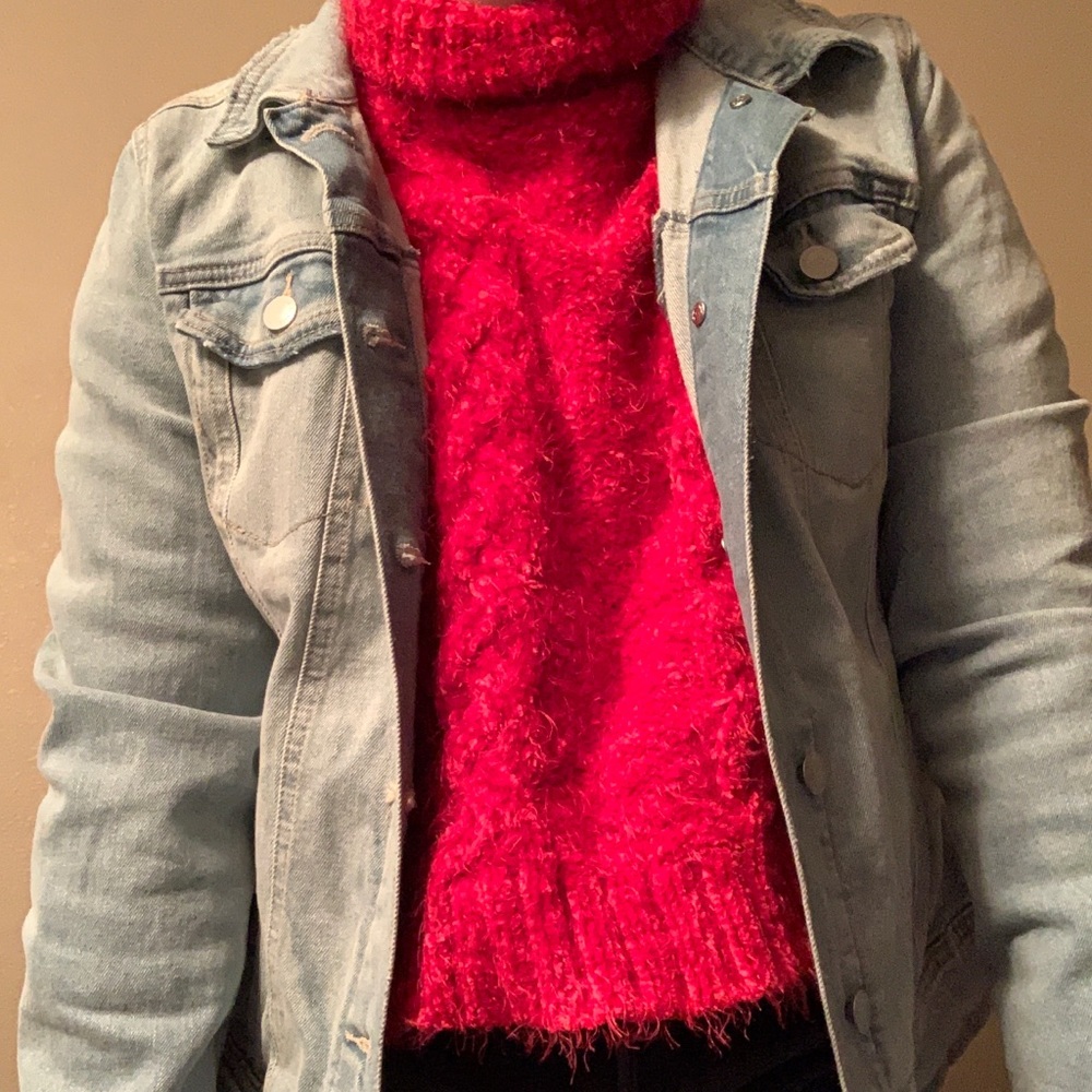 Red Turtle Neck